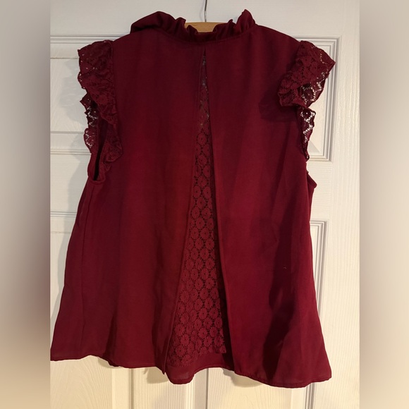 Burgandy split back blouse - Picture 2 of 2